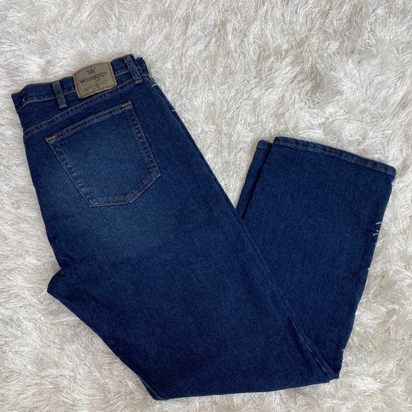 wrangler relaxed fit flex